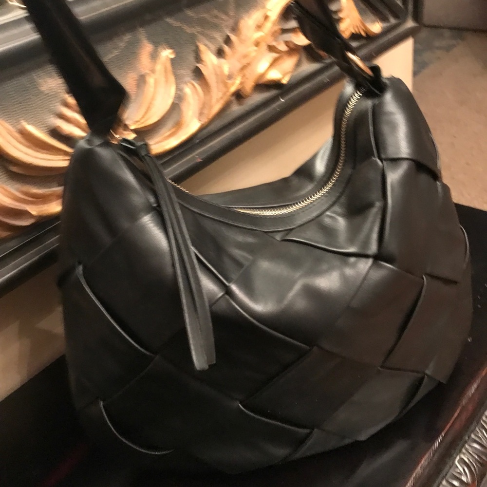 NWOT Black hobo style woven purse. Like Dreams brand